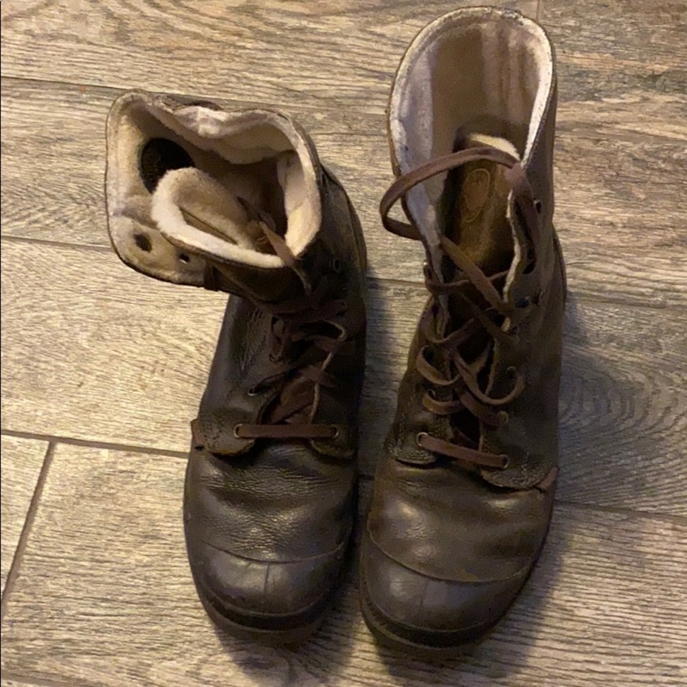 Winter boots